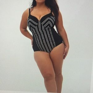 Torrid black & white striped one piece swimsuit size 0